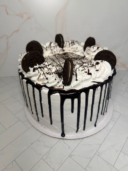 Cookie & Cream Cake